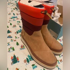 Gorgeous TOMs Booties! Size 8